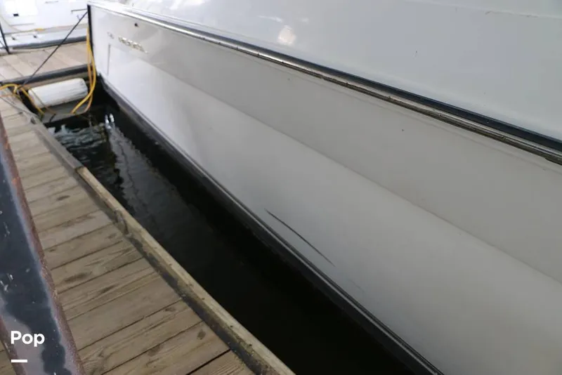 Slide: The Image of Regal Commodore 402 1998 - 15606777