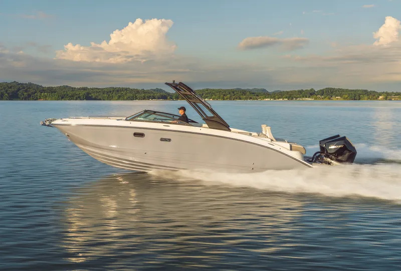 The Image of Sea Ray SDX 290 Outboard 2027 - 0