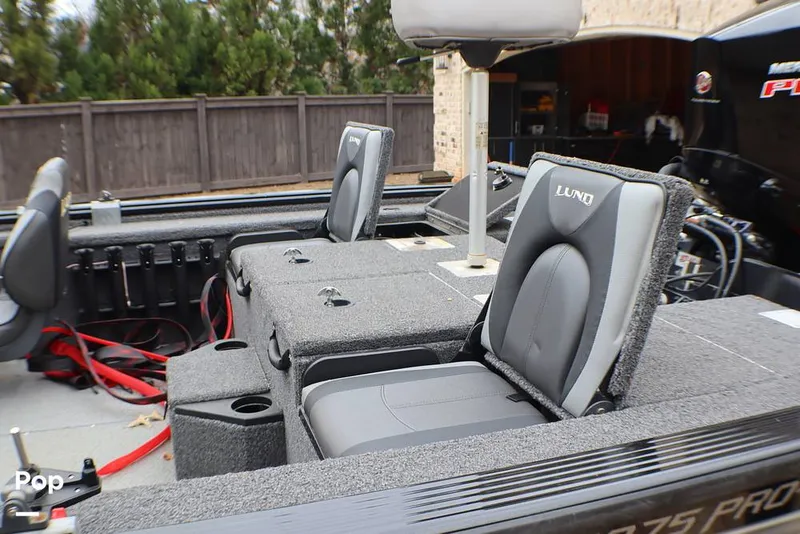 Slide: The Image of Fold Down Seats - 16153612