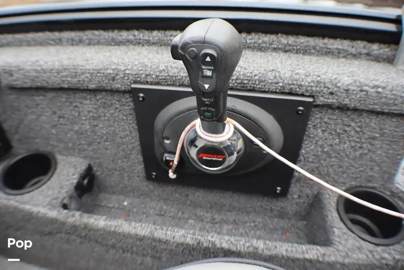 Slide: The Image of Lund 2075 Pro-V Bass XS 2020 - 16153625