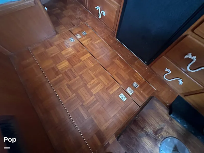 Slide: The Image of Marine Trader 34 1984 - 15560347