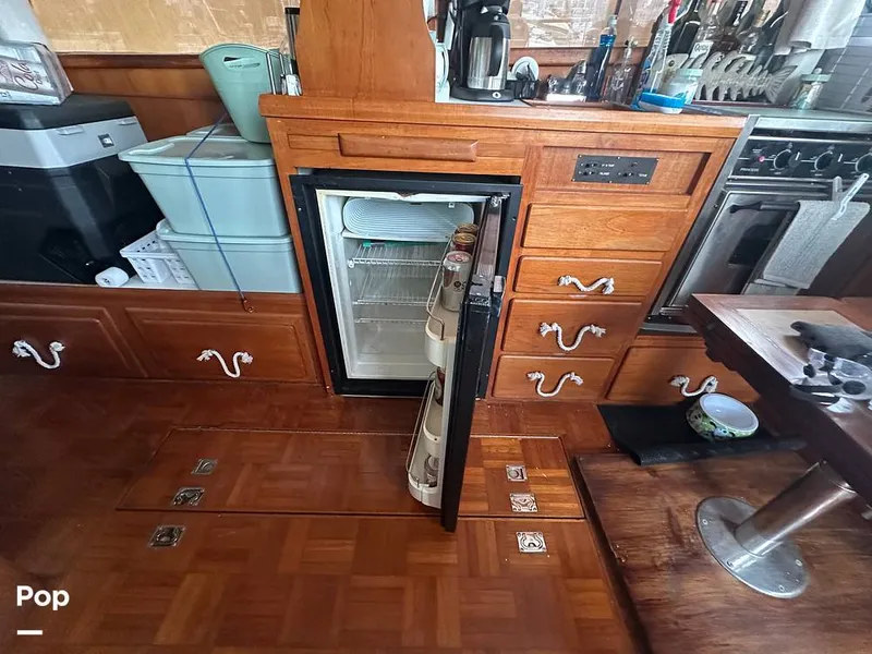 Slide: The Image of Marine Trader 34 1984 - 15560348