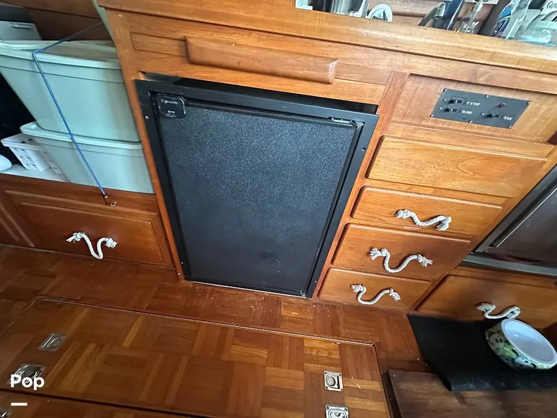 Slide: The Image of Marine Trader 34 1984 - 15560349