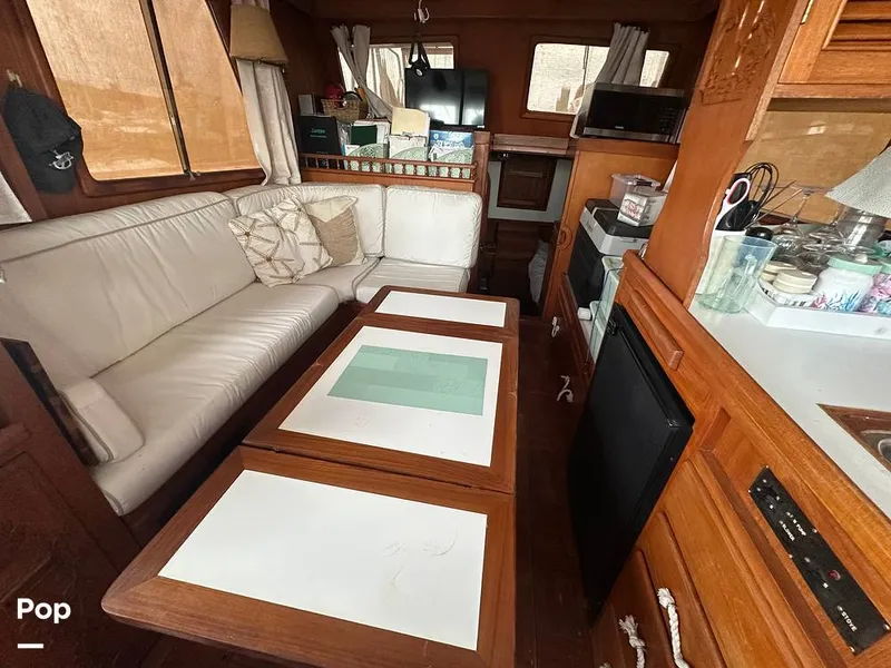 Slide: The Image of Marine Trader 34 1984 - 15560353