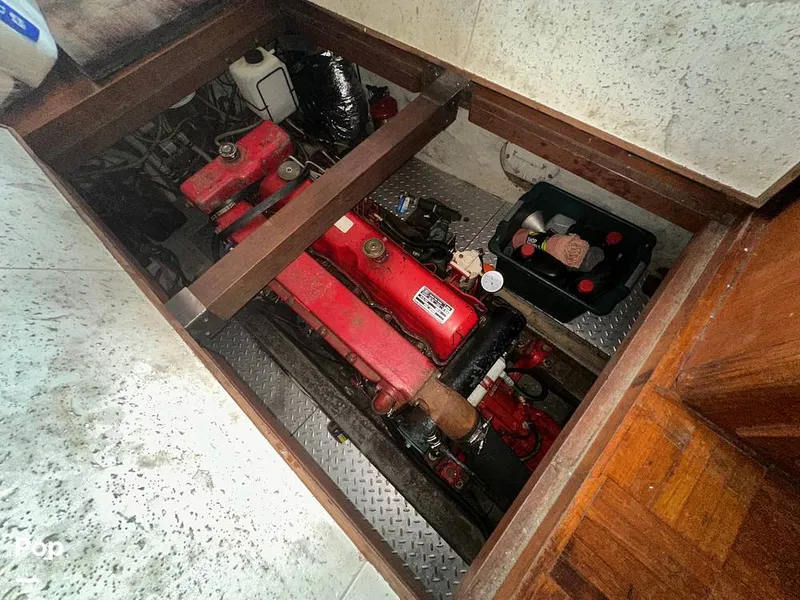 Slide: The Image of Marine Trader 34 1984 - 15560354