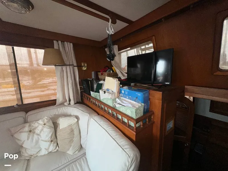 Slide: The Image of Marine Trader 34 1984 - 15560360