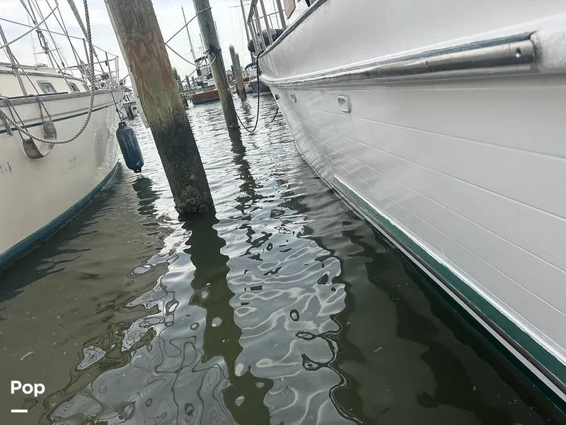 Slide: The Image of Marine Trader 34 1984 - 15560289