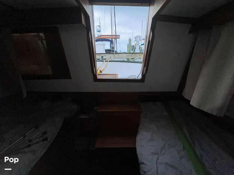 Slide: The Image of Marine Trader 34 1984 - 15560368