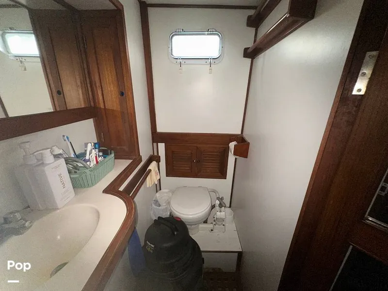 Slide: The Image of Marine Trader 34 1984 - 15560376