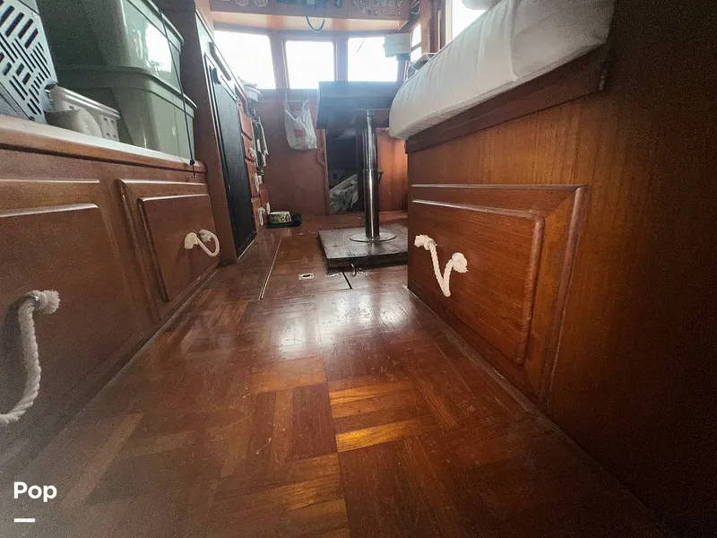 Slide: The Image of Marine Trader 34 1984 - 15560381