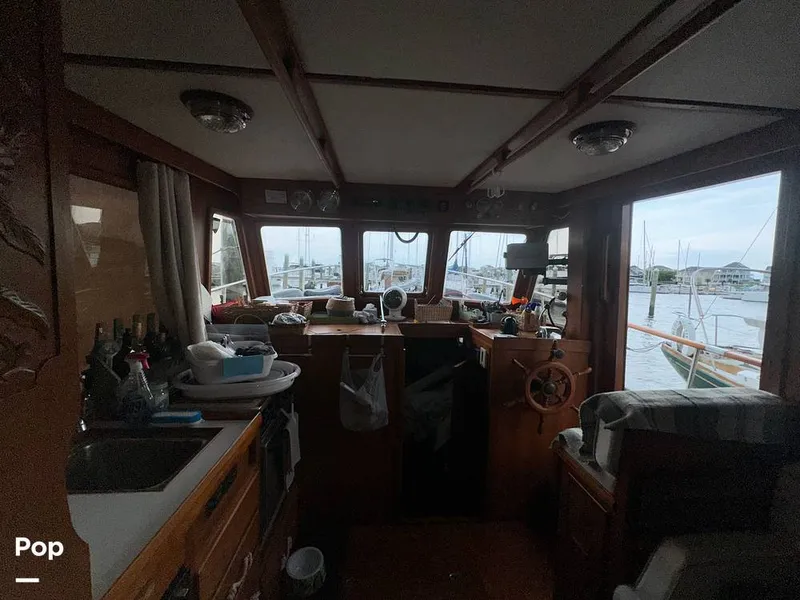 Slide: The Image of Marine Trader 34 1984 - 15560387