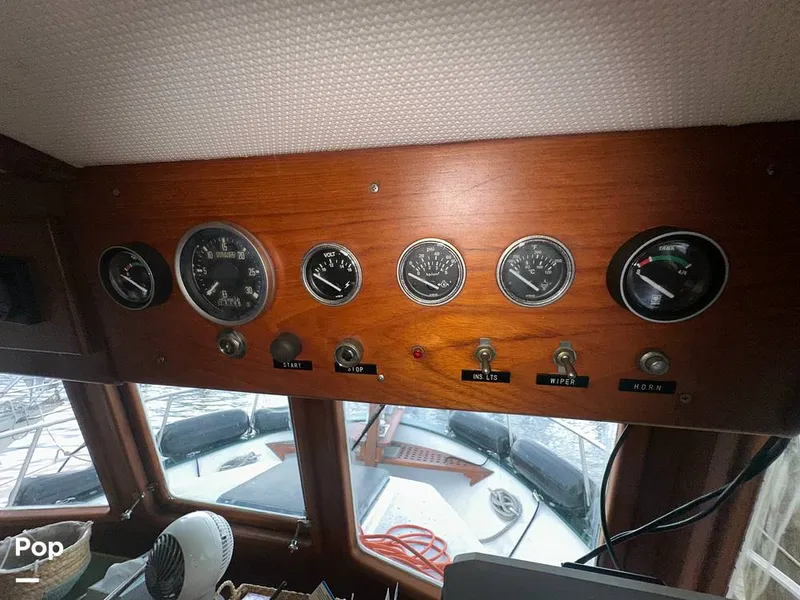 Slide: The Image of Marine Trader 34 1984 - 15560403