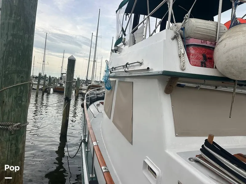 Slide: The Image of Marine Trader 34 1984 - 15560418