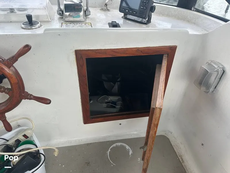 Slide: The Image of Marine Trader 34 1984 - 15560313