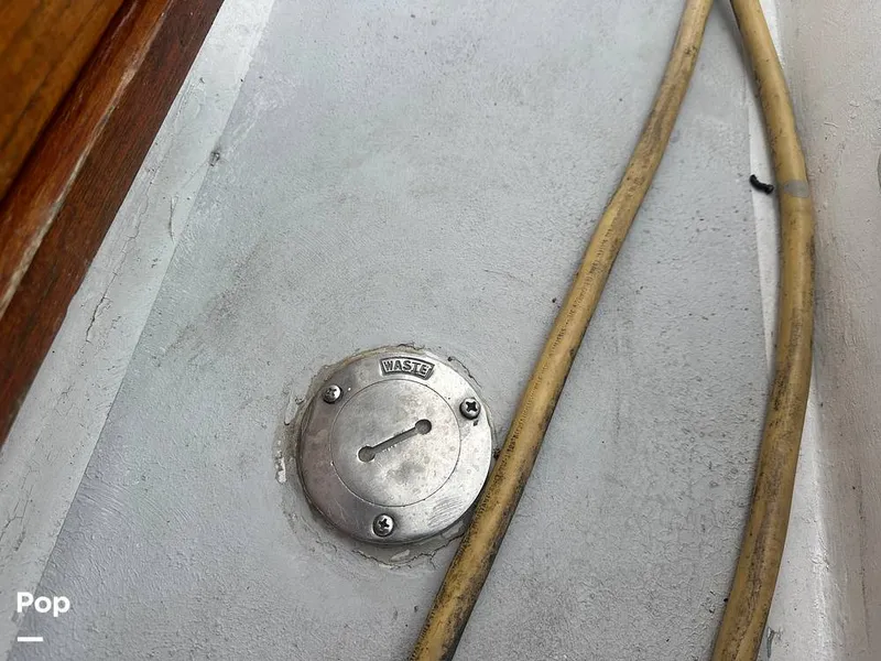 Slide: The Image of Marine Trader 34 1984 - 15560319