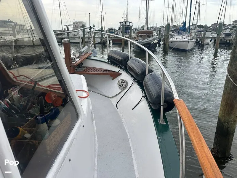 Slide: The Image of Marine Trader 34 1984 - 15560320