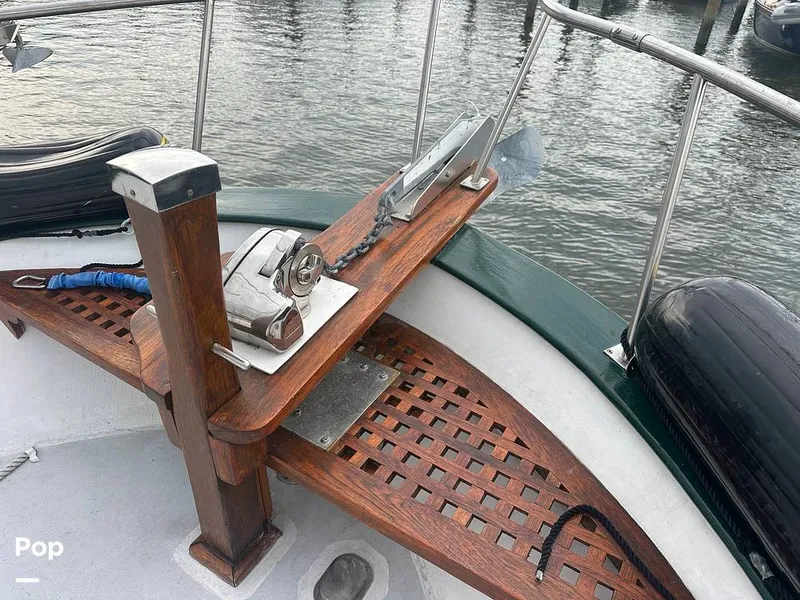 Slide: The Image of Marine Trader 34 1984 - 15560326