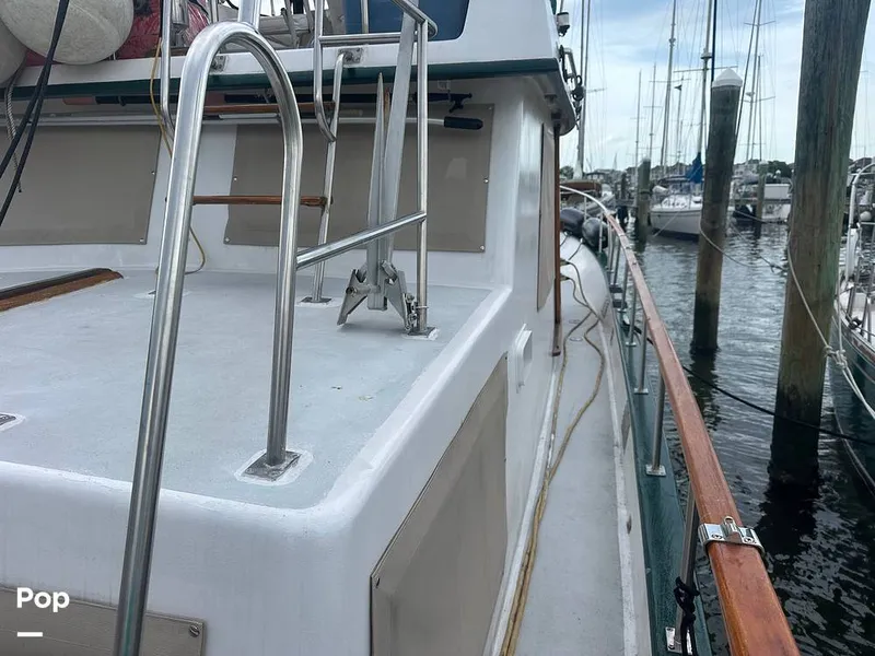 Slide: The Image of Marine Trader 34 1984 - 15560282