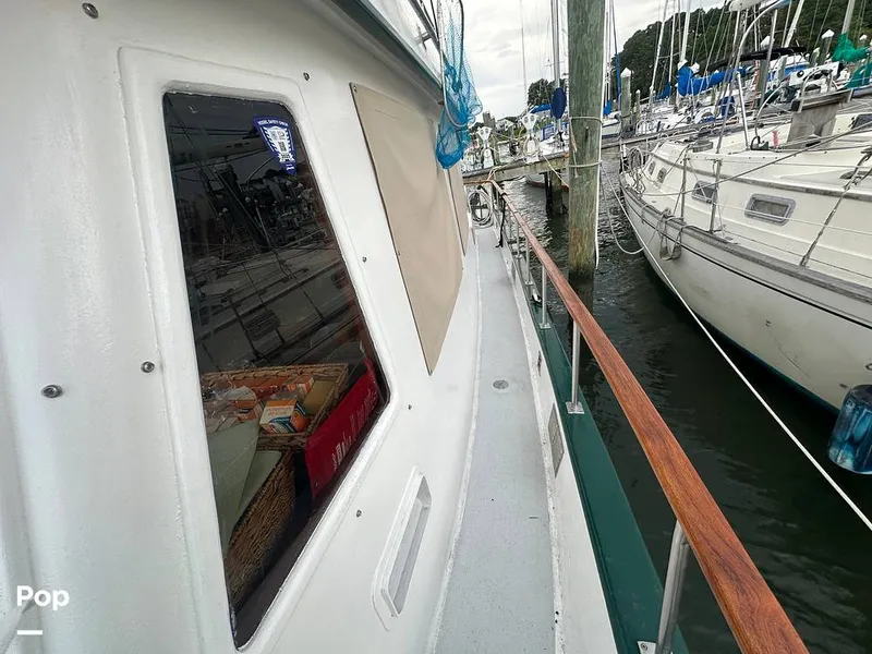 Slide: The Image of Marine Trader 34 1984 - 15560335