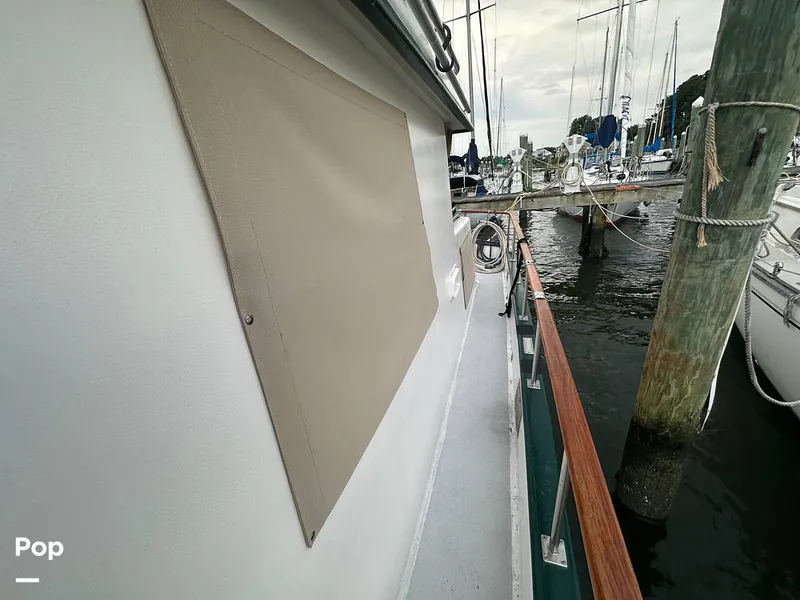 Slide: The Image of Marine Trader 34 1984 - 15560337