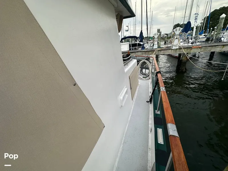 Slide: The Image of Marine Trader 34 1984 - 15560338