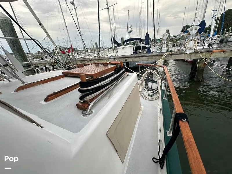 Slide: The Image of Marine Trader 34 1984 - 15560339