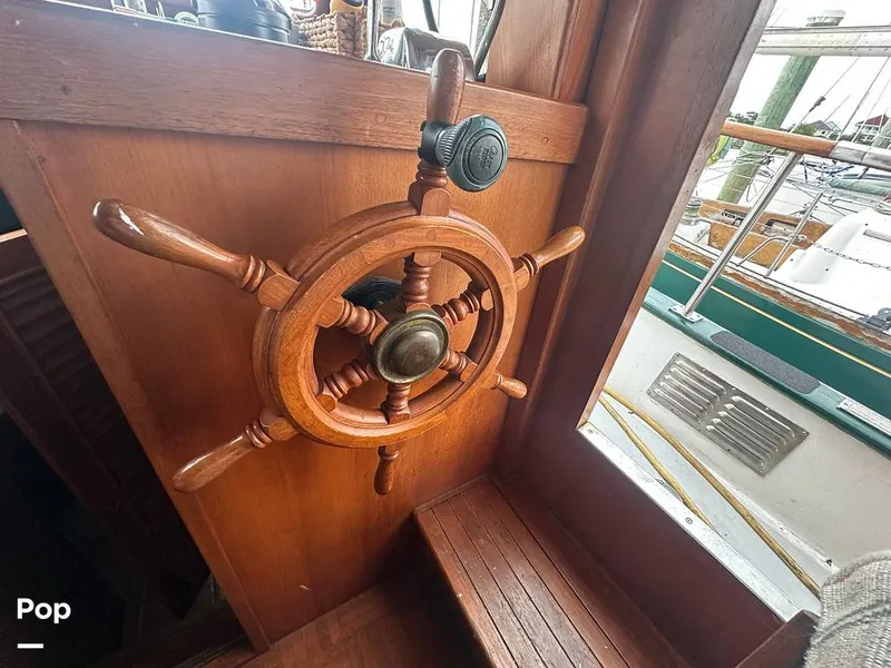 Slide: The Image of Marine Trader 34 1984 - 15560343