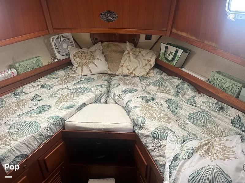 Slide: The Image of Marine Trader 34 1984 - 15653902