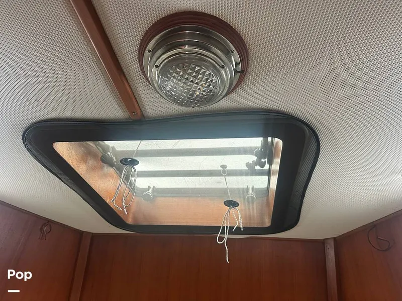 Slide: The Image of Marine Trader 34 1984 - 15653899