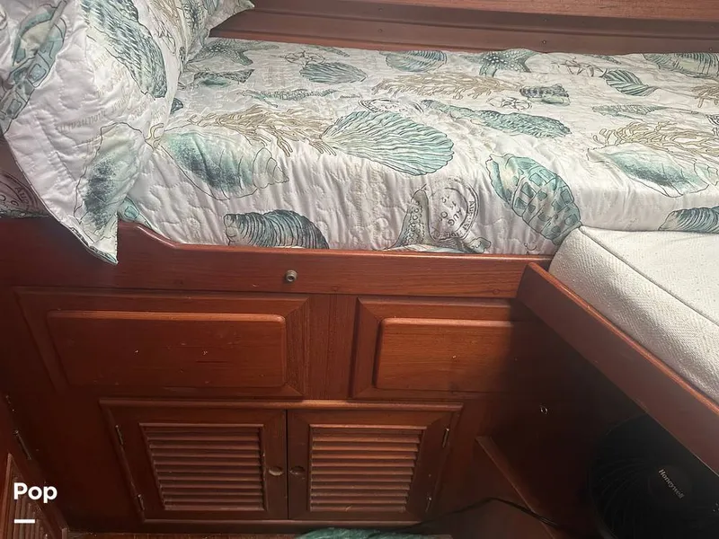 Slide: The Image of Marine Trader 34 1984 - 15653898