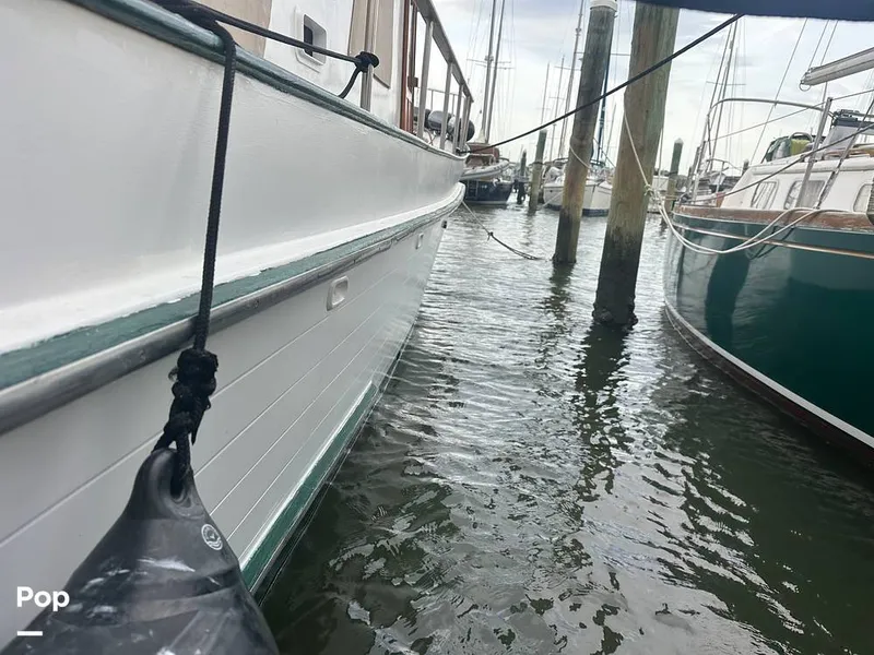 Slide: The Image of Marine Trader 34 1984 - 15560286