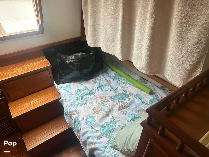 Slide: The Image of Marine Trader 34 1984 - 15653878