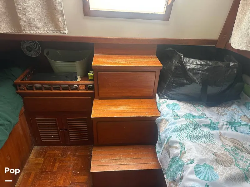 Slide: The Image of Marine Trader 34 1984 - 15653876