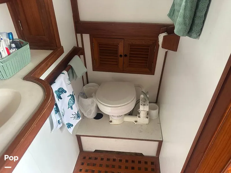 Slide: The Image of Marine Trader 34 1984 - 15653871