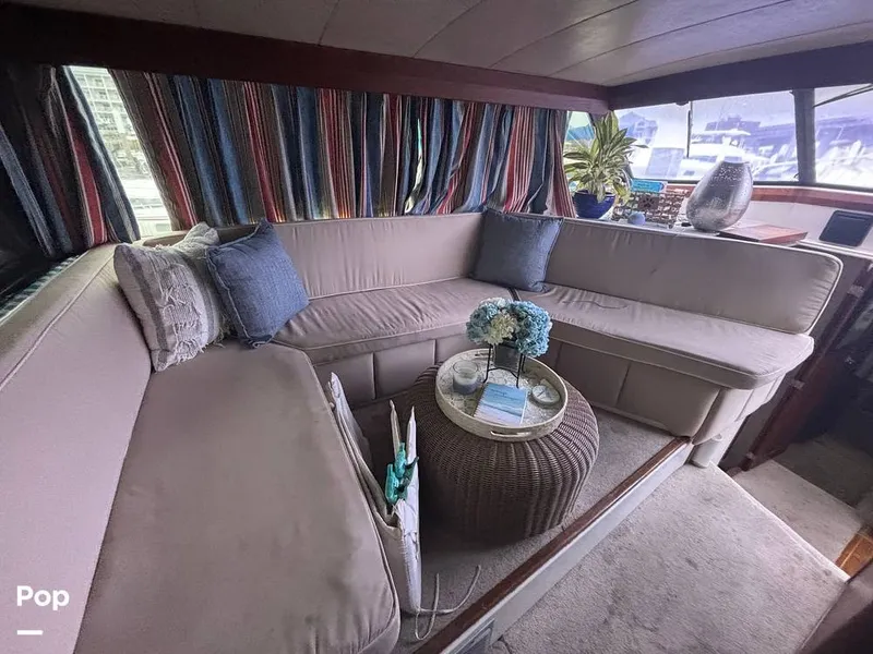 Slide: The Image of Bayliner 3888 Motoryacht 1990 - 15647755