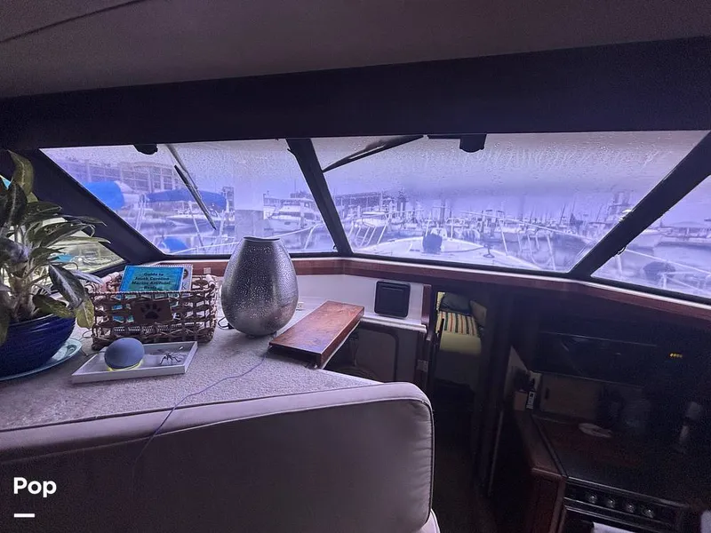 Slide: The Image of Bayliner 3888 Motoryacht 1990 - 15647764