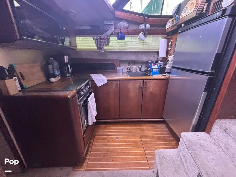 Slide: The Image of Bayliner 3888 Motoryacht 1990 - 15647775