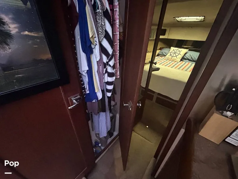 Slide: The Image of Bayliner 3888 Motoryacht 1990 - 15647779