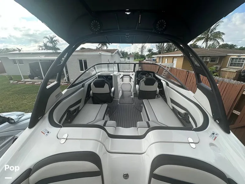 Slide: The Image of Yamaha 242SE 2018 - 16125458