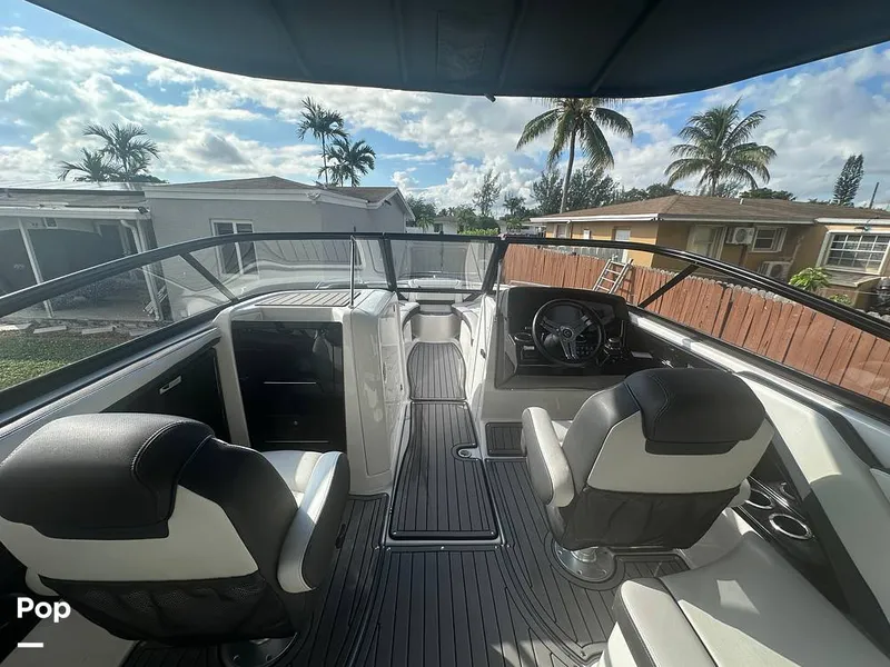 Slide: The Image of Yamaha 242SE 2018 - 16125479