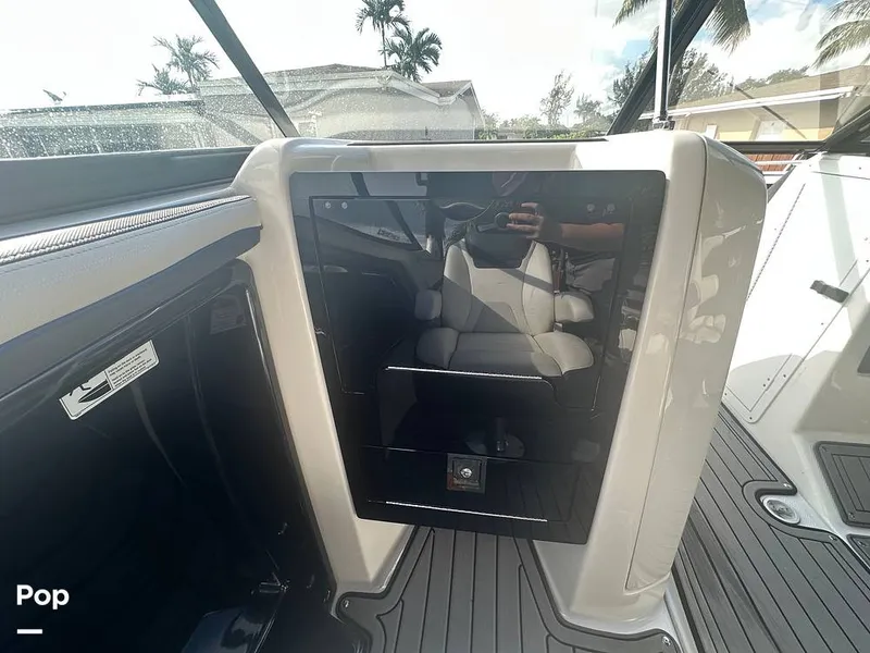 Slide: The Image of Yamaha 242SE 2018 - 16125480