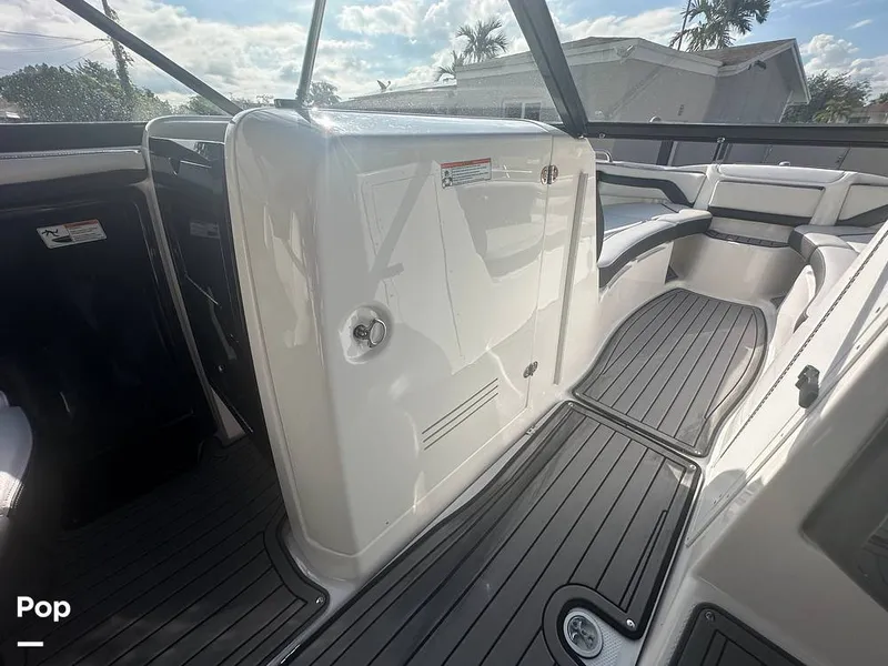 Slide: The Image of Yamaha 242SE 2018 - 16125484