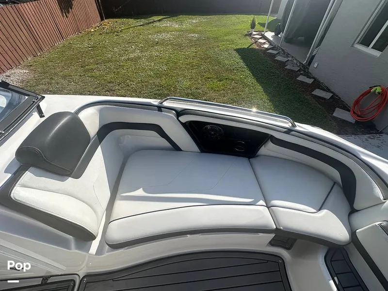 Slide: The Image of Yamaha 242SE 2018 - 16125492