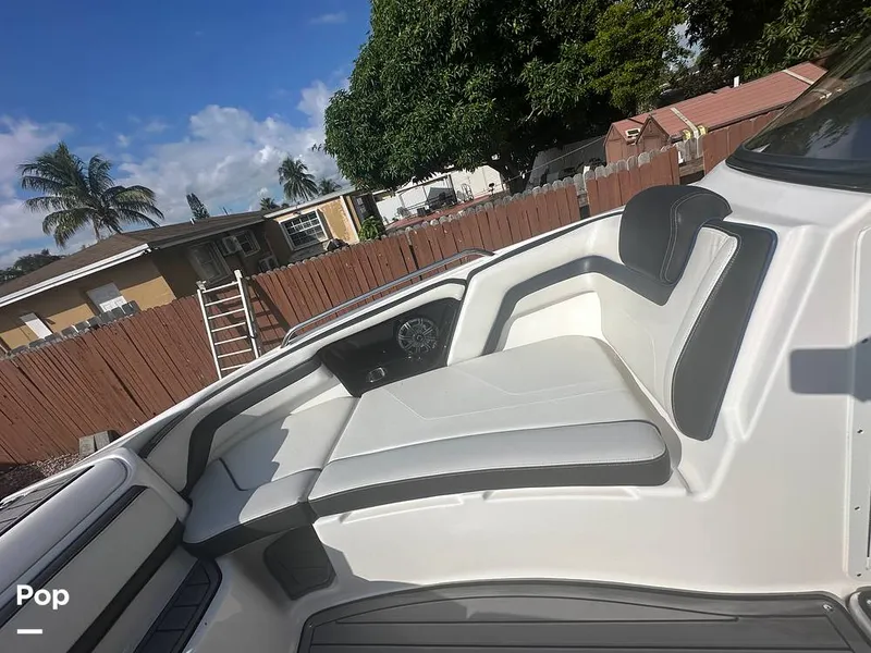 Slide: The Image of Yamaha 242SE 2018 - 16125494