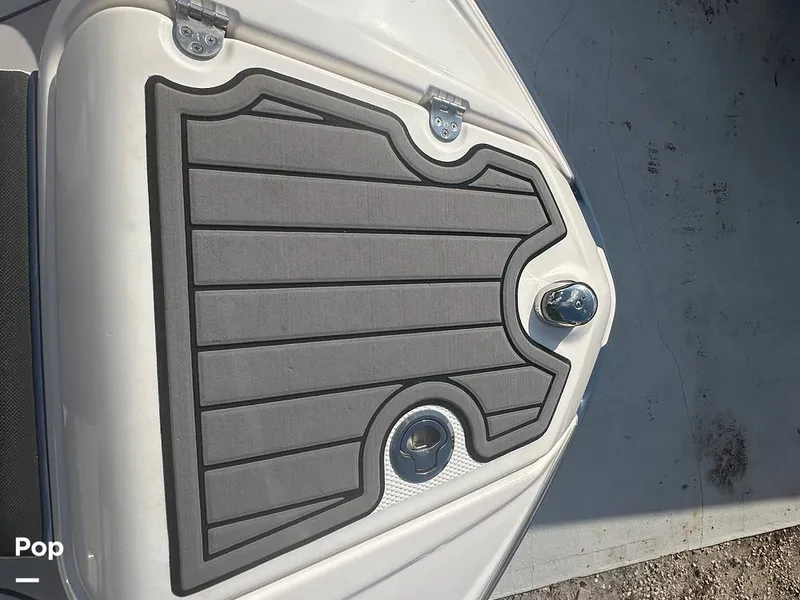 Slide: The Image of Yamaha 242SE 2018 - 16125496