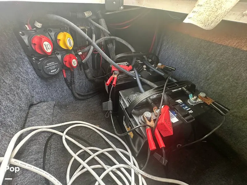 Slide: The Image of Yamaha 242SE 2018 - 16125474