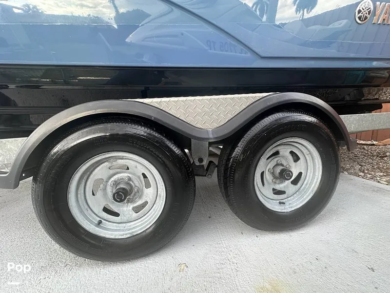 Slide: The Image of Yamaha 242SE 2018 - 16125444