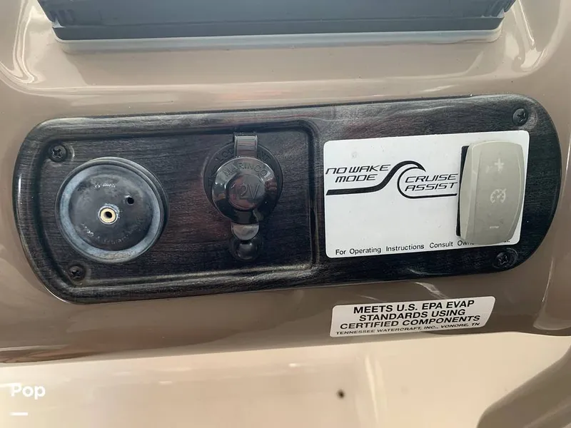 Slide: The Image of Cruise Assist - 15670638