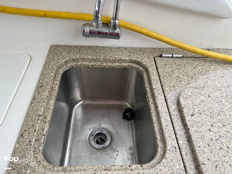 Slide: The Image of Sea Ray SLX 350 2016 - 15603071