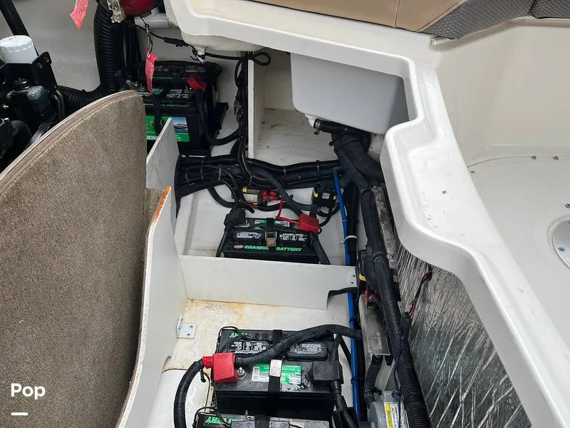 Slide: The Image of Sea Ray SLX 350 2016 - 15603134